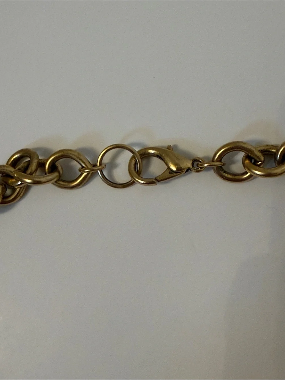 LES BERNARD UNSIGNED NECKLACE GOLD TONE CHAIN MULTI COLOR GRIPOIX GLASS 18” VTG